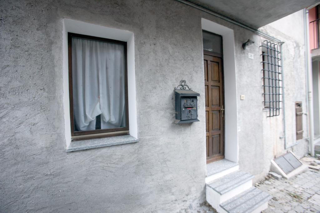 Maison Cassius Issogne Ngoại thất bức ảnh
